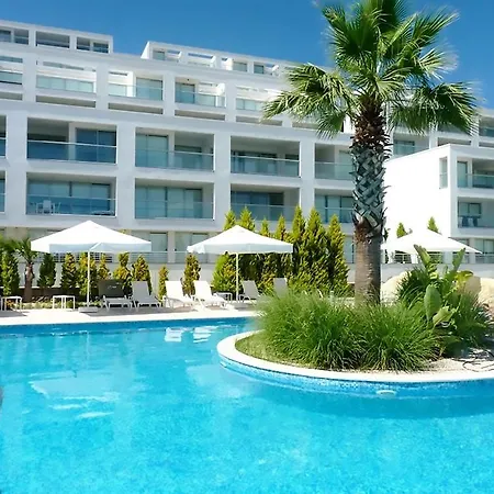 Horizon Sky Cherry 2 * Kıyıkıslacık